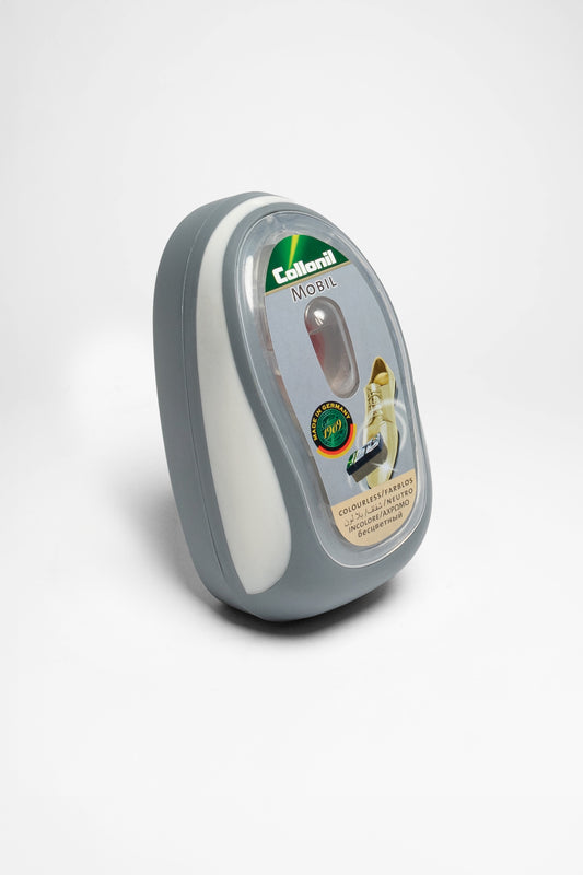 Seitenansicht Collonil MOBIL Selbstglanz-Schwamm Farblos