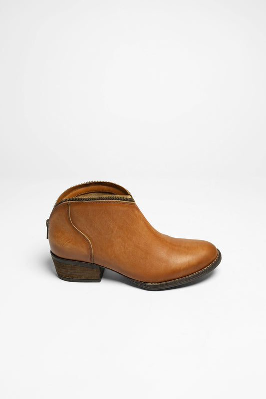 Seitenansicht Mezcalero Boots 2033 SOFIA Brown Ladies Leather Ankle Boots