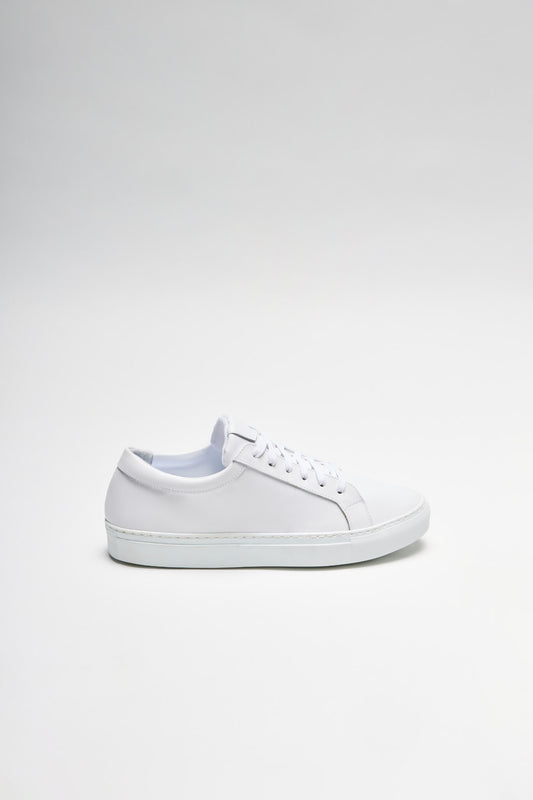 Seitenansicht FB Fashion Boots NASTEE Unisex Weiß