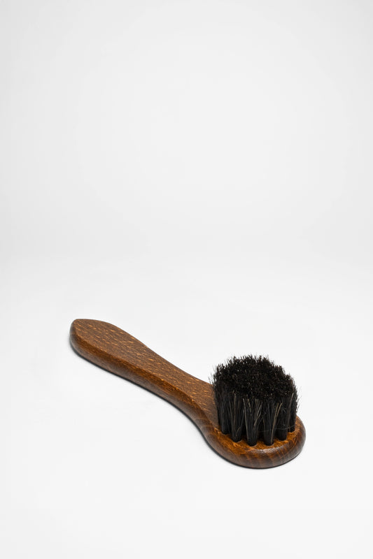 APPLICATION BRUSH DARK