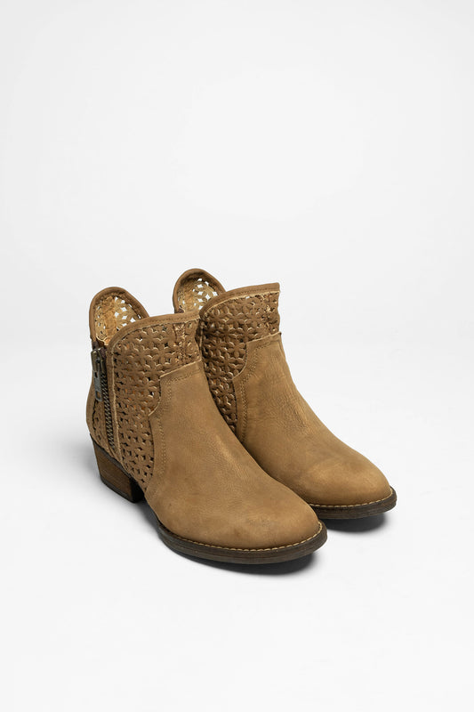 2032 CAROL Braun Damen Lederstiefelette