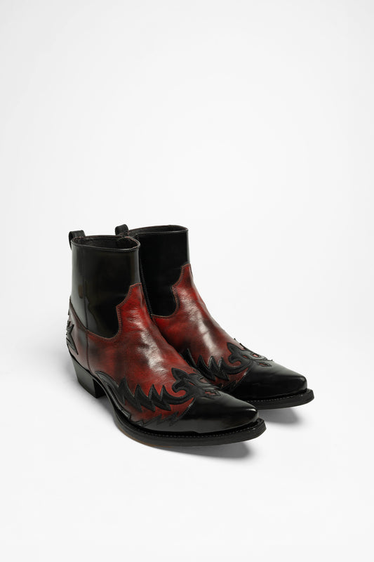 16698 CUERVO MICK Black Red Western Ankle Boots