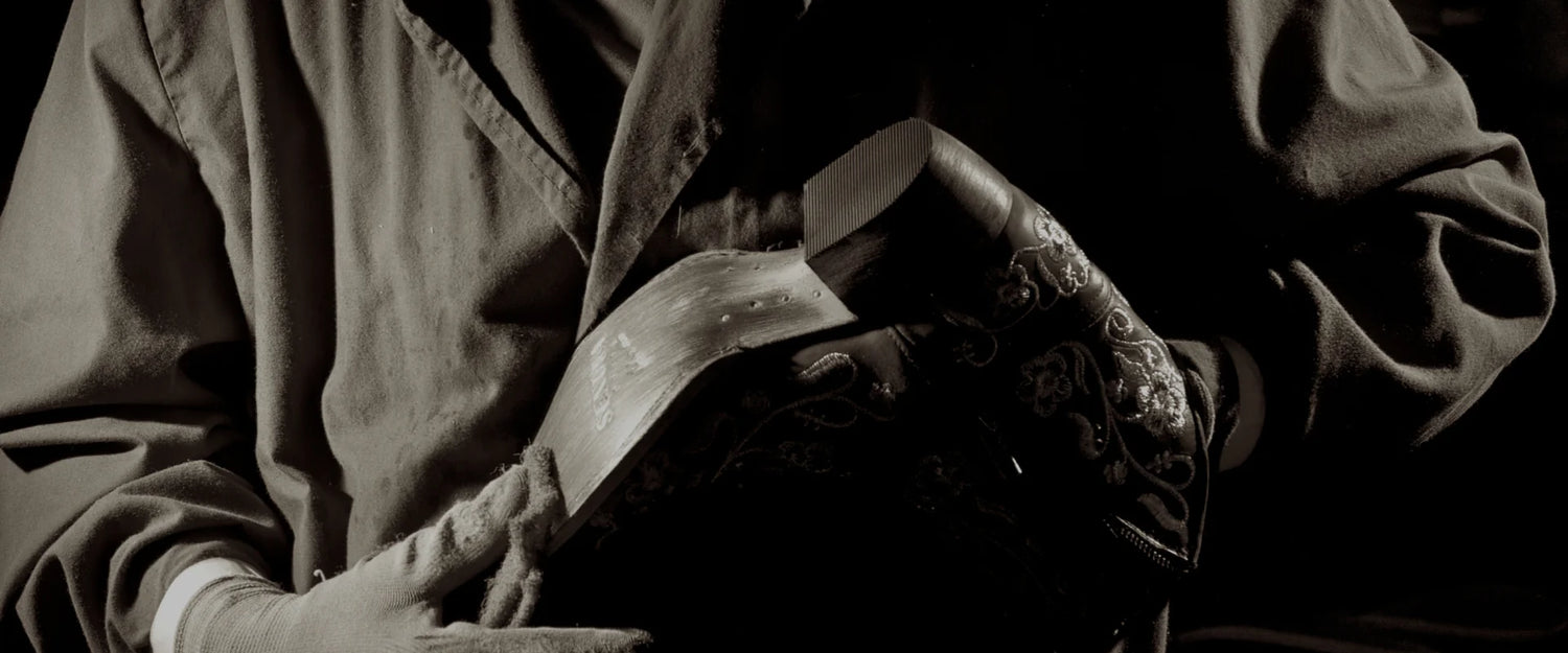 Herstellung eines Cowboystiefels in Handarbeit